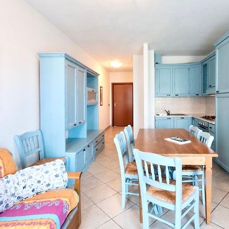 Isa-Apartments 4 Beds In Residence With Swimming-Pool In San Vincenzo, Just 600 Meters From The Sea Bagian luar foto