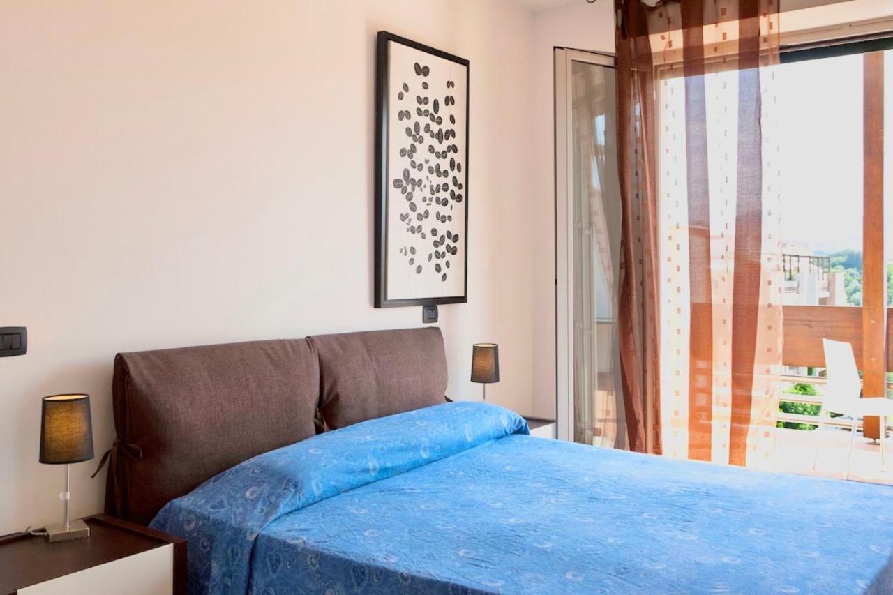 Isa-Apartments 4 Beds In Residence With Swimming-Pool In San Vincenzo, Just 600 Meters From The Sea Bagian luar foto